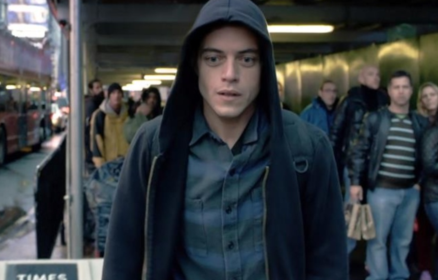 Five Reasons Mr. Robot Is One Of The Most Exciting Shows