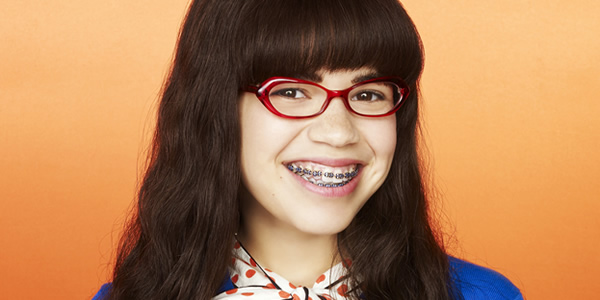 4 Reasons to Re-watch Ugly Betty on STARZPLAY